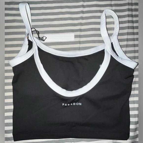 Paragon Fitwear Reluna SmoothHold Low Back Top in Black Size M Sold Out! - Picture 2 of 4